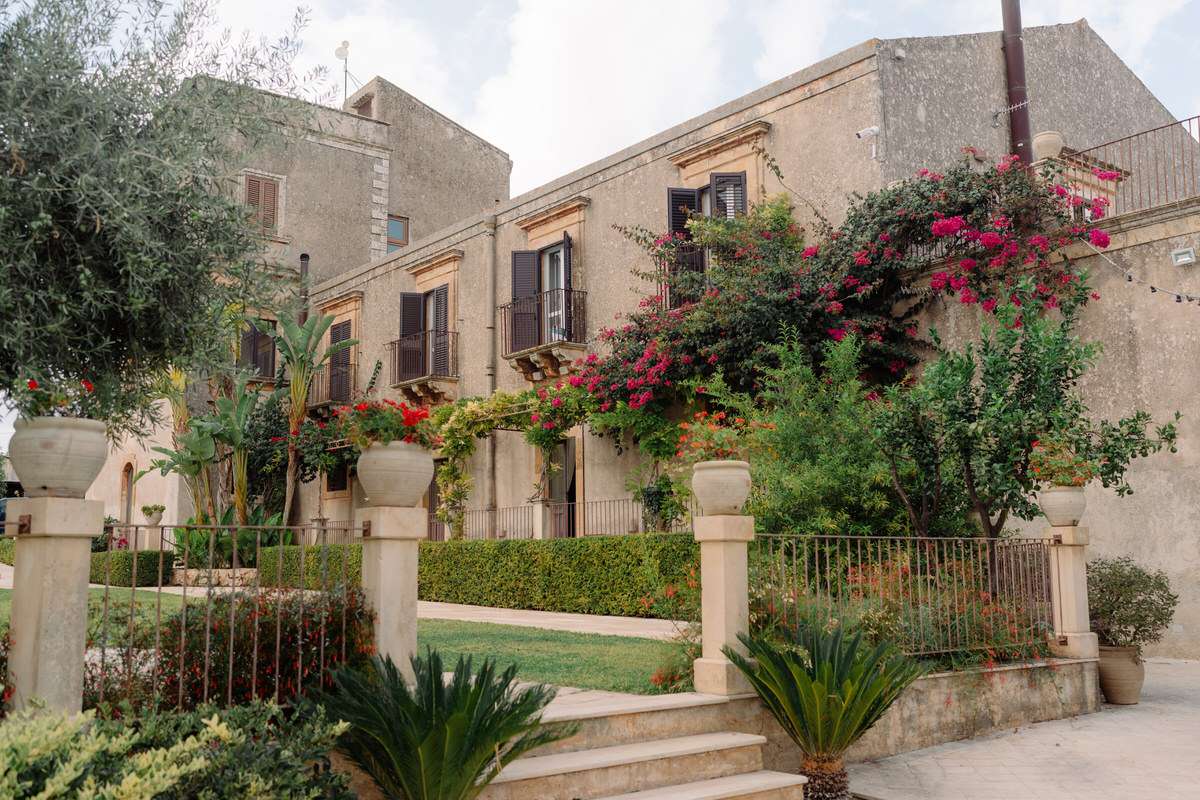 planning destination wedding in sicily